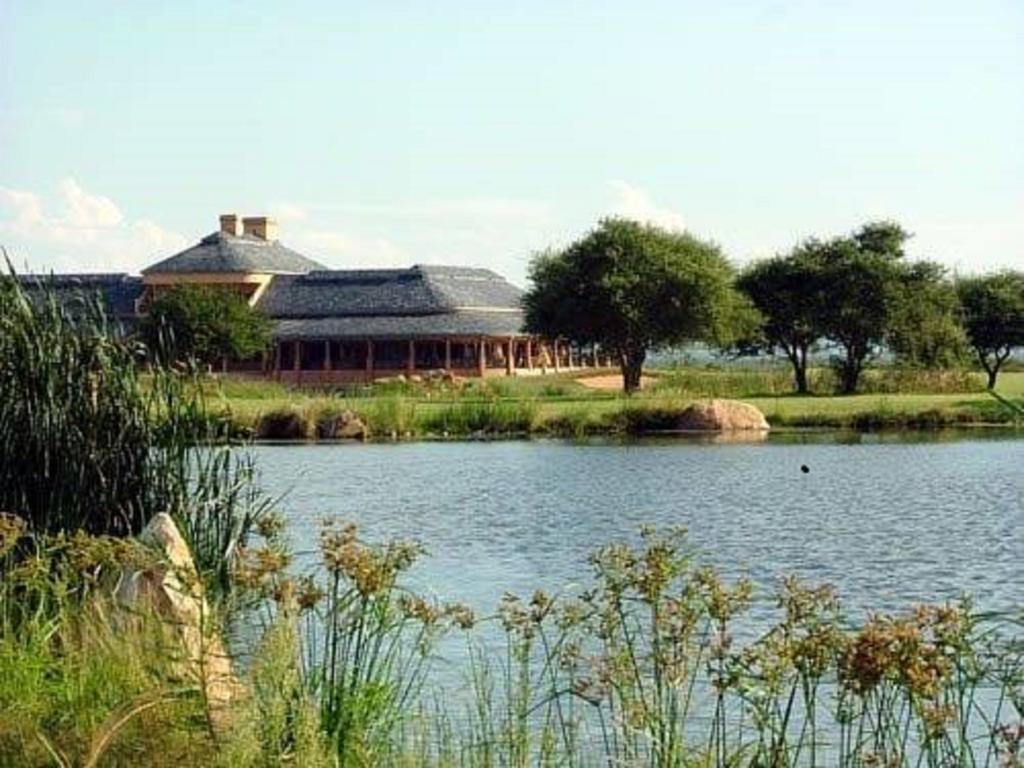 Phakalane Golf Estate Hotel Resort Gaborone Eksteriør bilde
