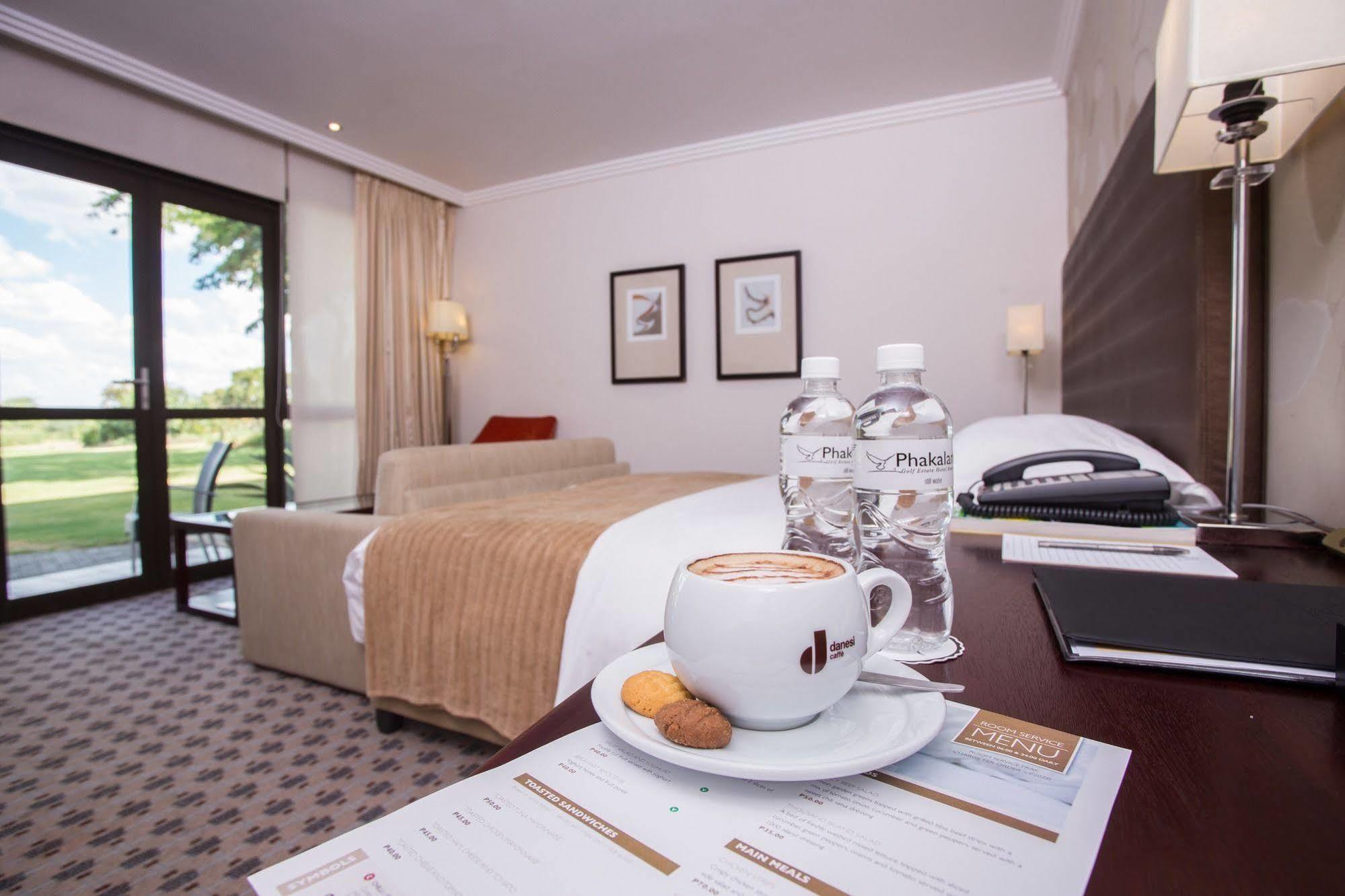 Phakalane Golf Estate Hotel Resort Gaborone Eksteriør bilde